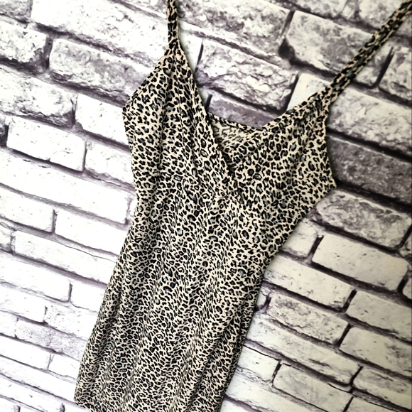 Snow Leopard Print Dress - S - Picture 5 of 6